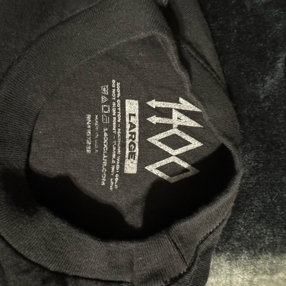 Trippy red t shirt - Picture 2 of 2